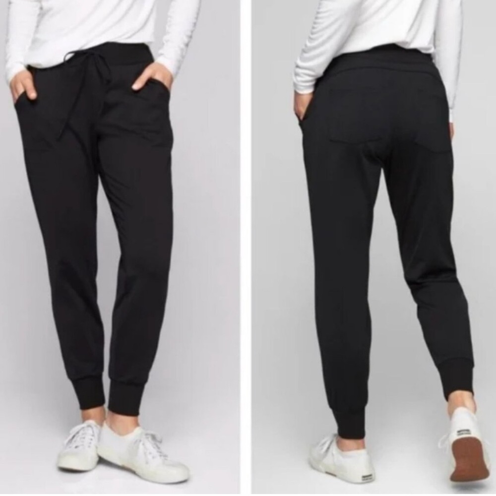 Athleta Flux 2.0 Joggers Size 2P Small Black High Waist Tapered Pants